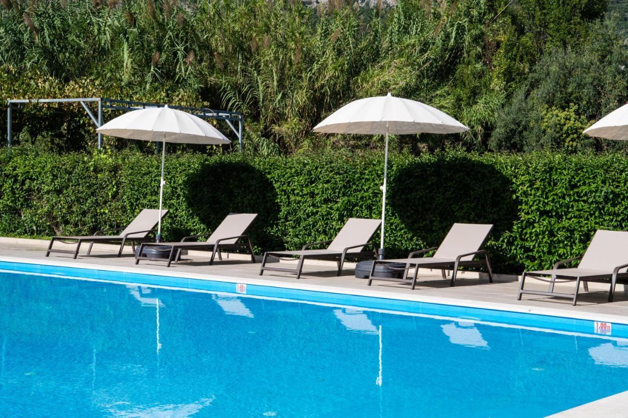 Hotel Sunny Garden Nydri  Zewnętrze zdjęcie